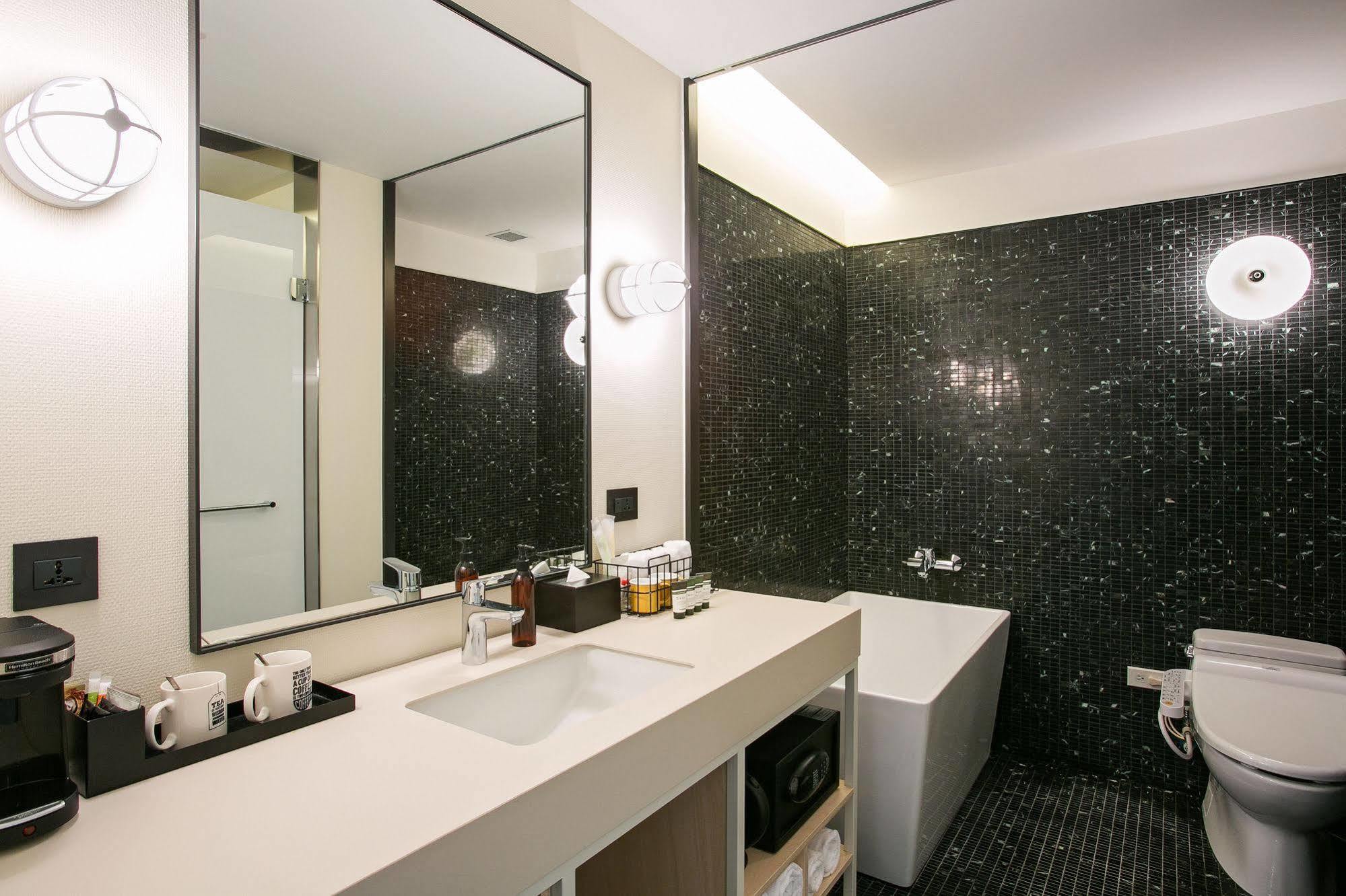 Amba Zhongshan 4*